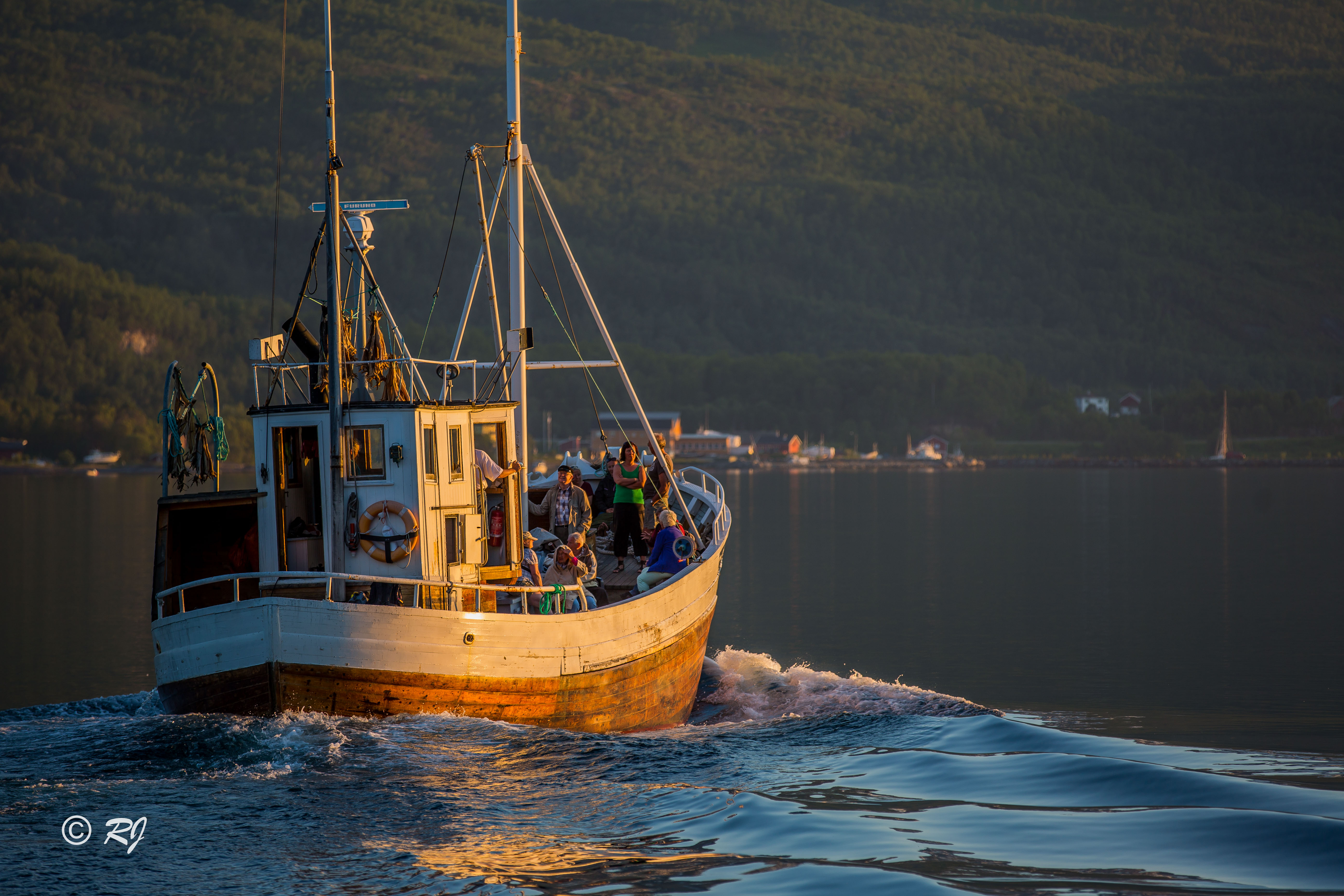 Midnight Sun Fishing