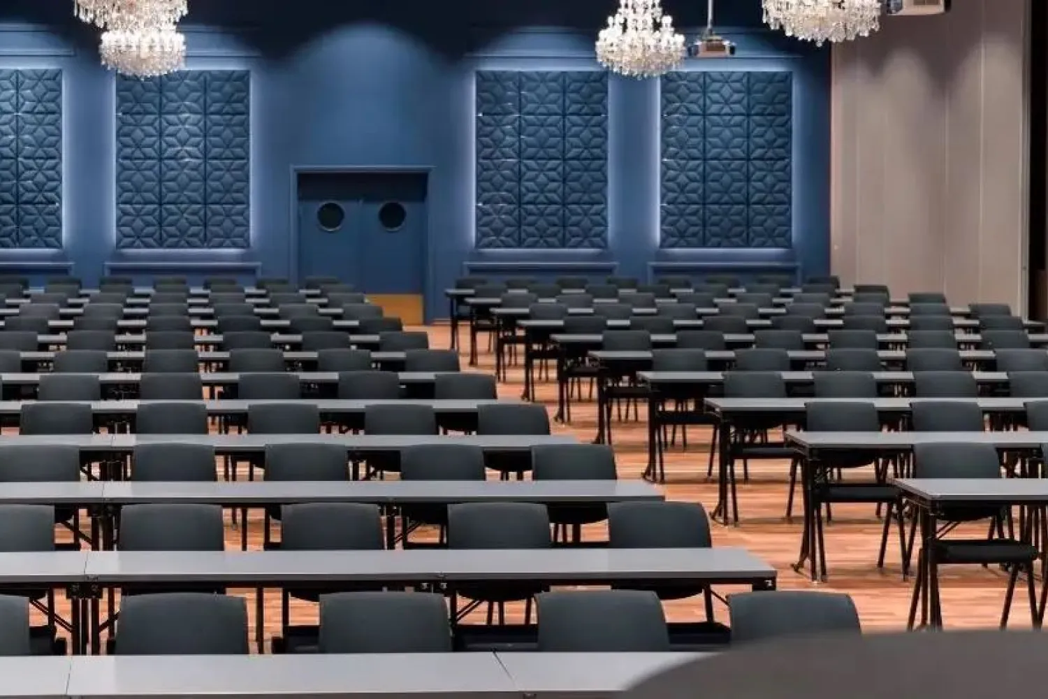 Quality Hotel™ Grand Royal