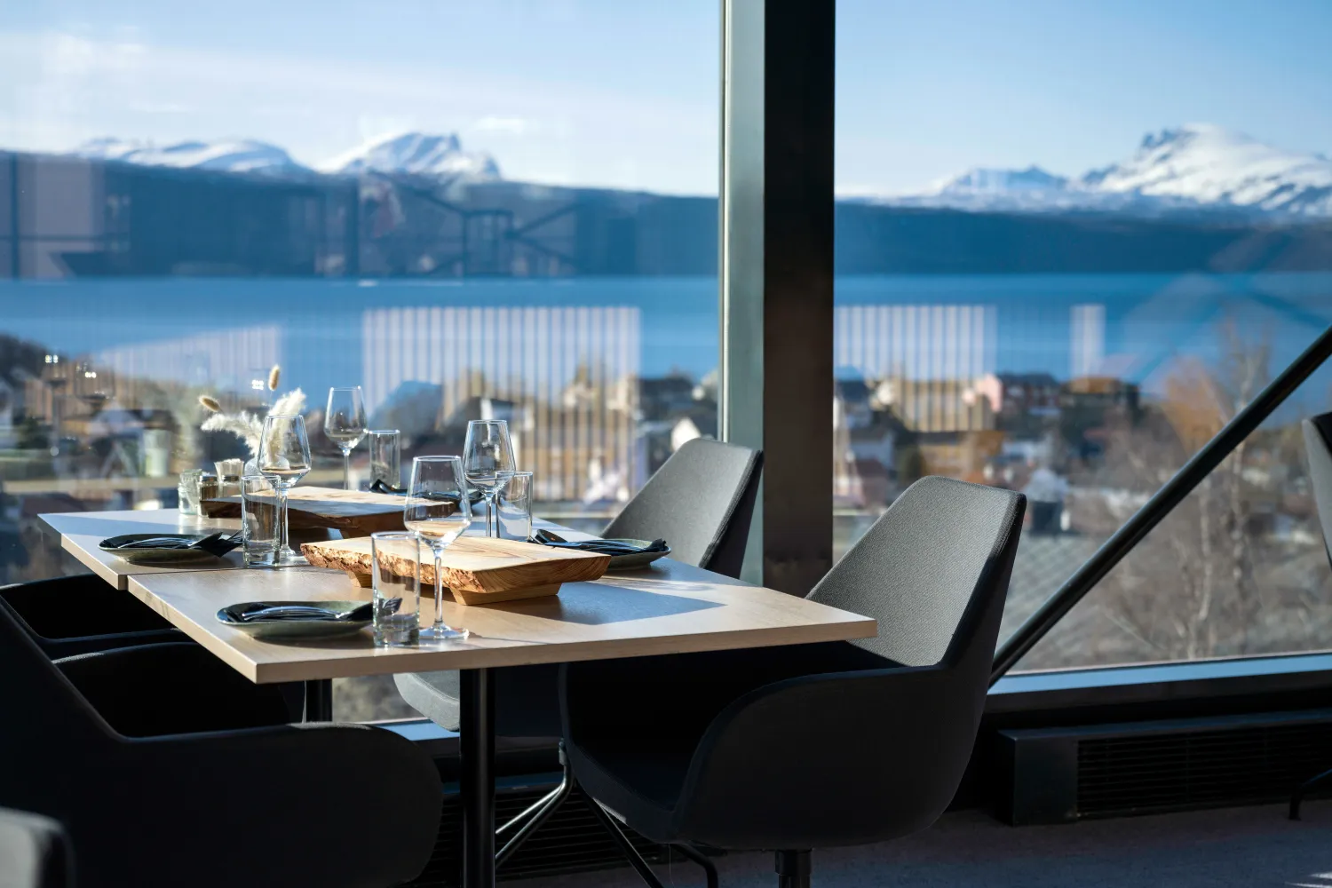 Linken Restaurant & Bar