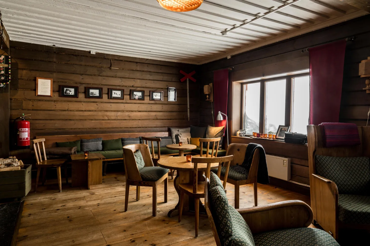 Låktatjåkko Fjellstasjon