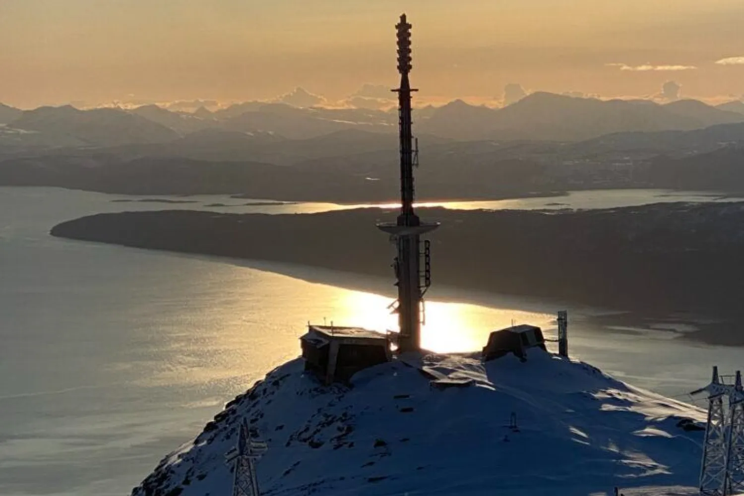 Arctic Ski Resorts off-piste