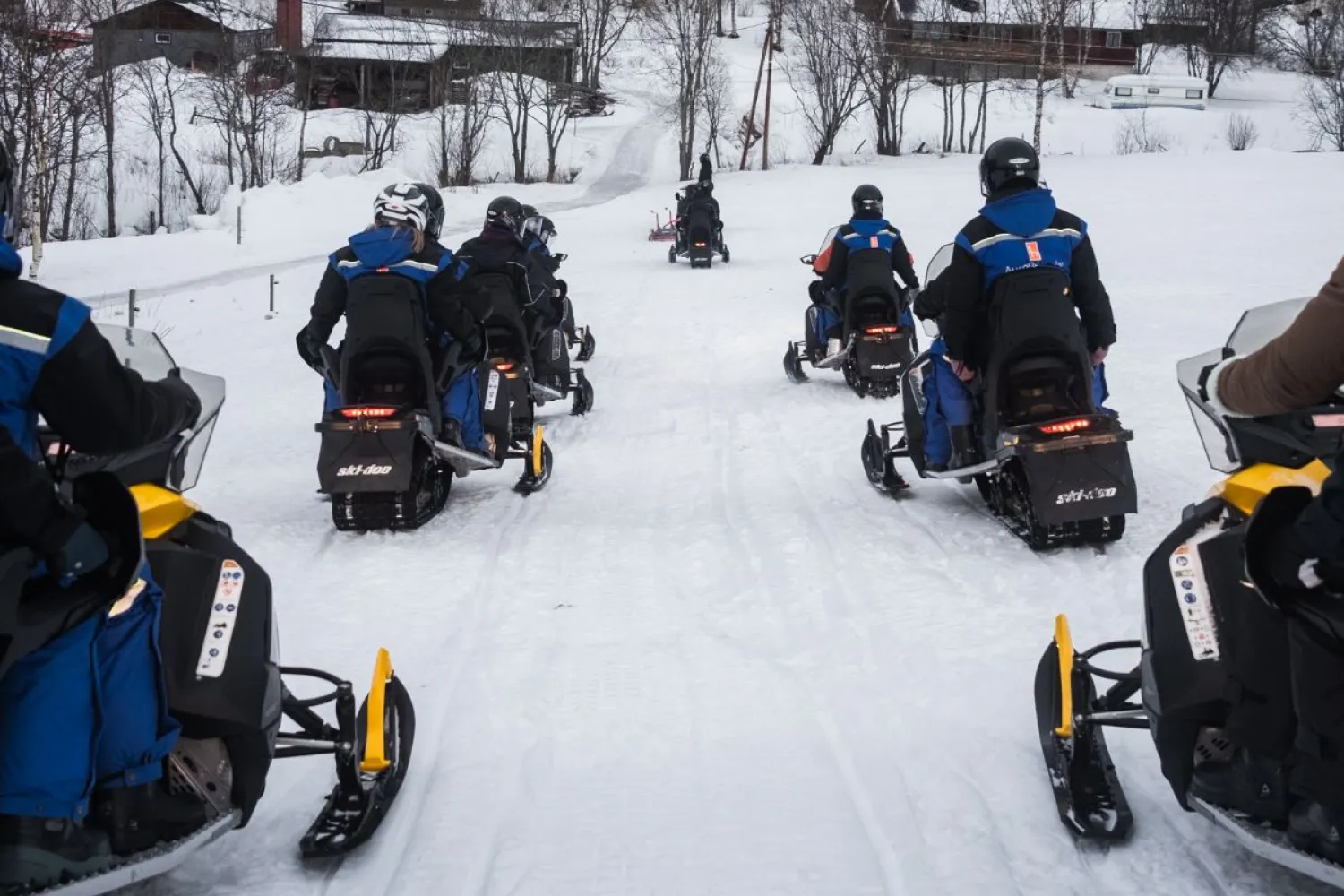 Snøskuterkjøring med Heggeli Adventures