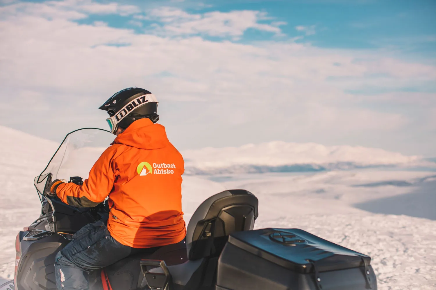 Elektrisk snøskuteropplevelse med Lapland Resorts