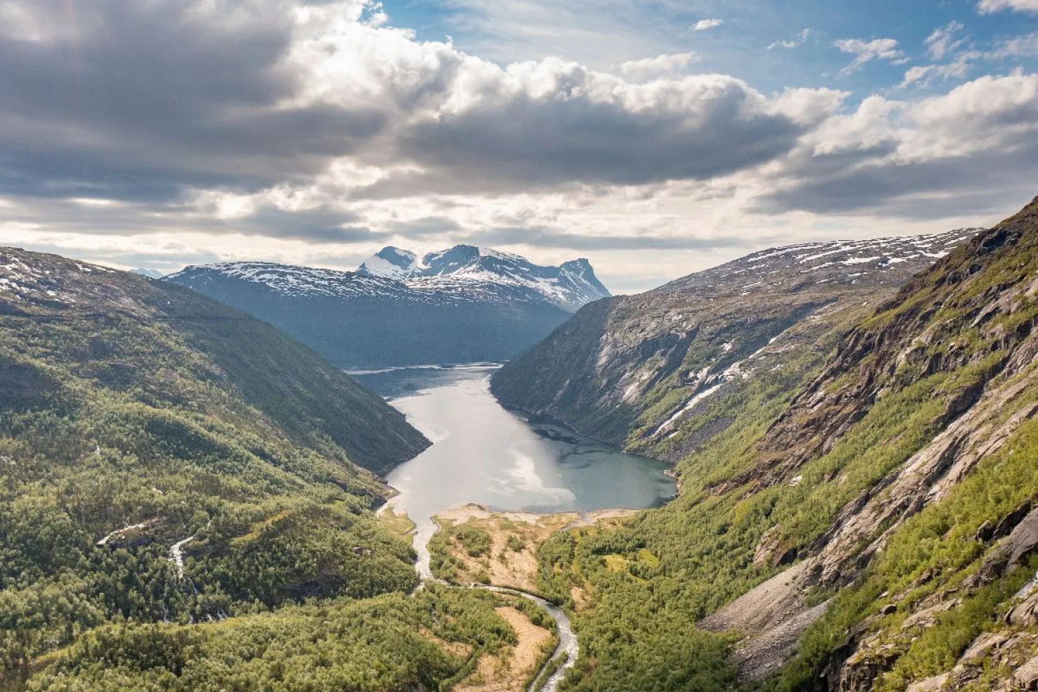 The Midnight Sun Train