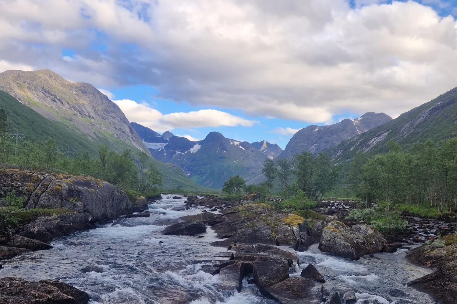 Skamdalselva nedenfor Lillevatnet